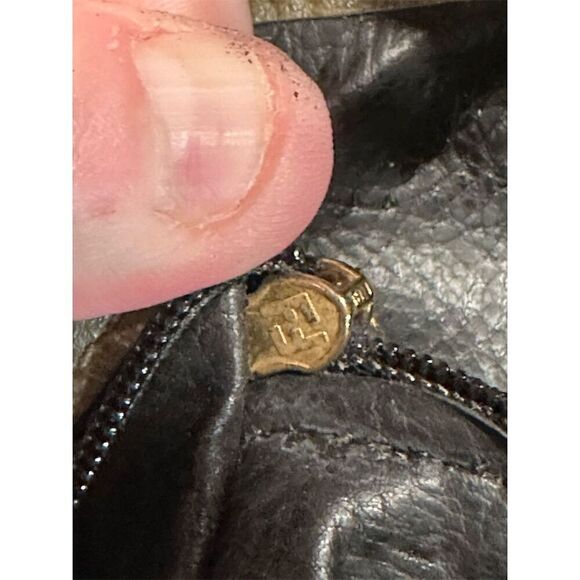 Fendi Women's Olive Green Bag Medium Gold Hardware - Picture 6 of 15